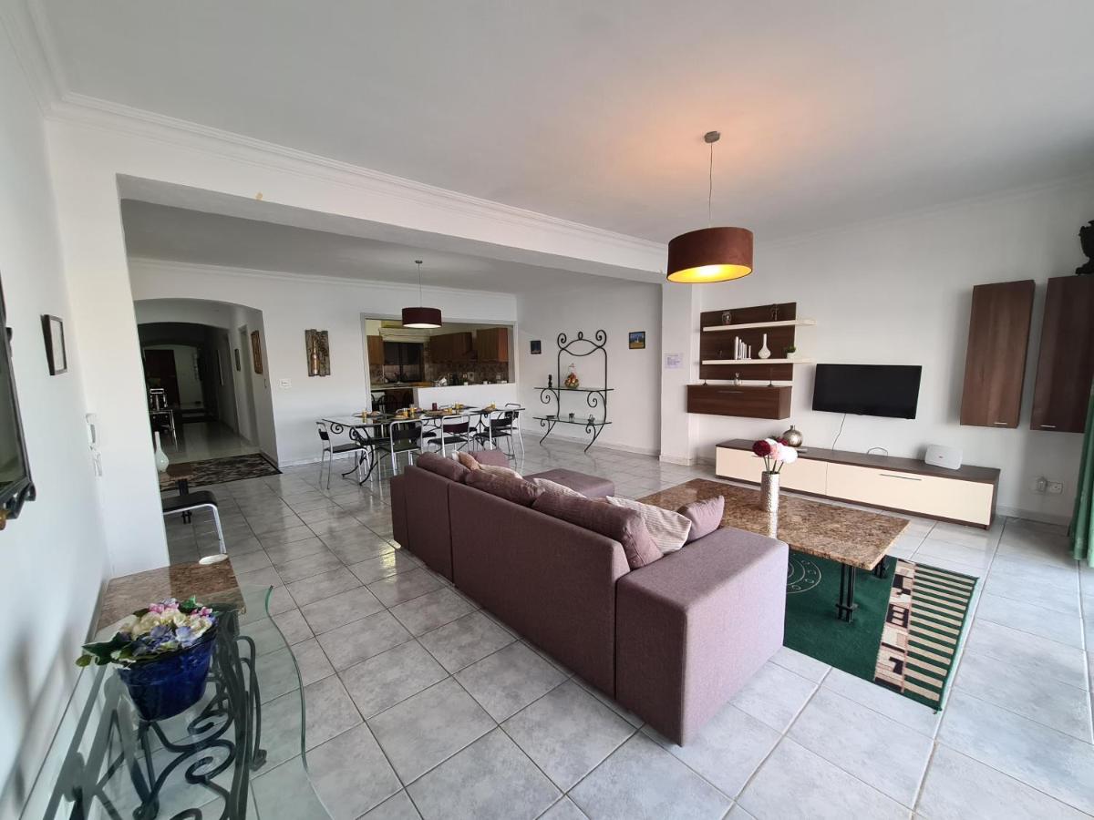 Spacious Seafront Apt Next To Sliema-Valeta Ferry Exterior photo